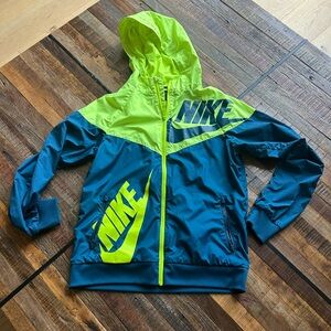 Nike Windbreaker Jacket-Volt Graphic.